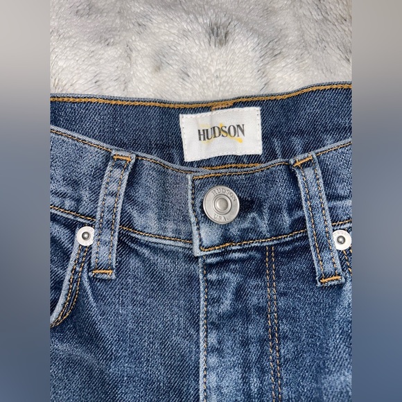 🆕 2/$100 NWOT Hudson Jeans | High Rise Distressed Flare - Picture 7 of 16